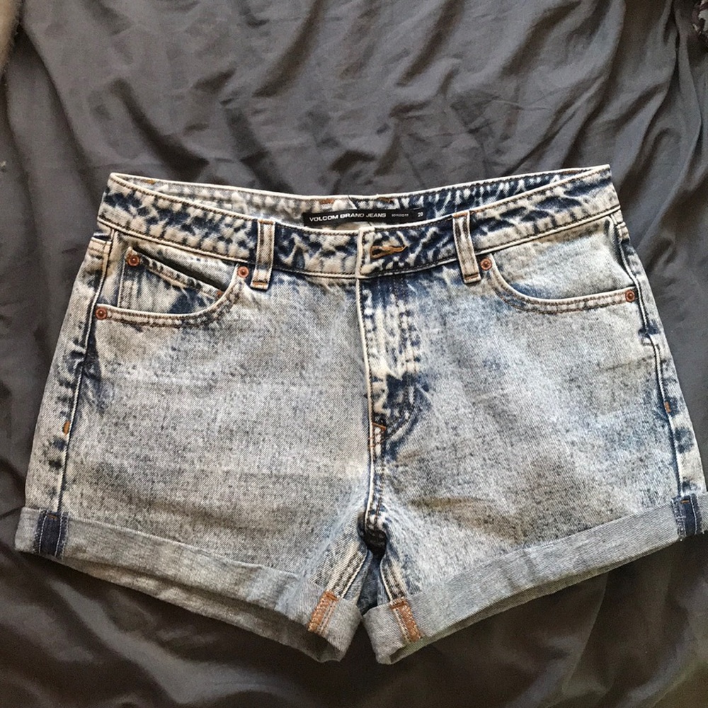 Volcom acid wash Jean shorts